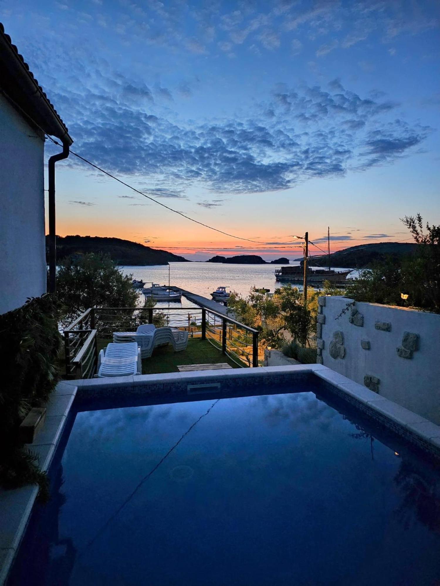 Beach Villa Ema Супетарска-Драга Экстерьер фото